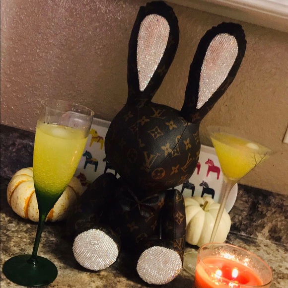 🦄 LOUIS VUITTON Swarovski Crystals Monogram Jeweled LV Bunny LARGE HAPPY EASTER - Picture 3 of 13